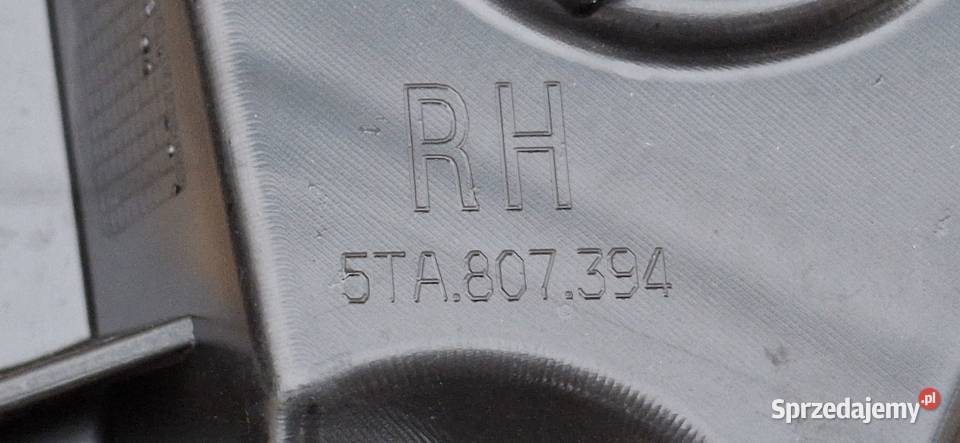VW TOURAN II 5TA ŚLIZG ZDERZAKA PRAWY TYŁ Bieleń