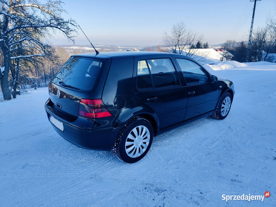 Sprzedam Volkswagen Golf IV 14 benzyna 5drzwi z Brzesko sprzedam