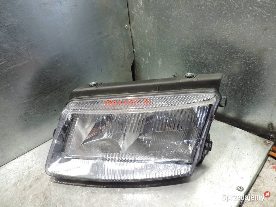 VW PASSAT B5 PRZED LIFT LAMPA LEWA PRZEDNIA