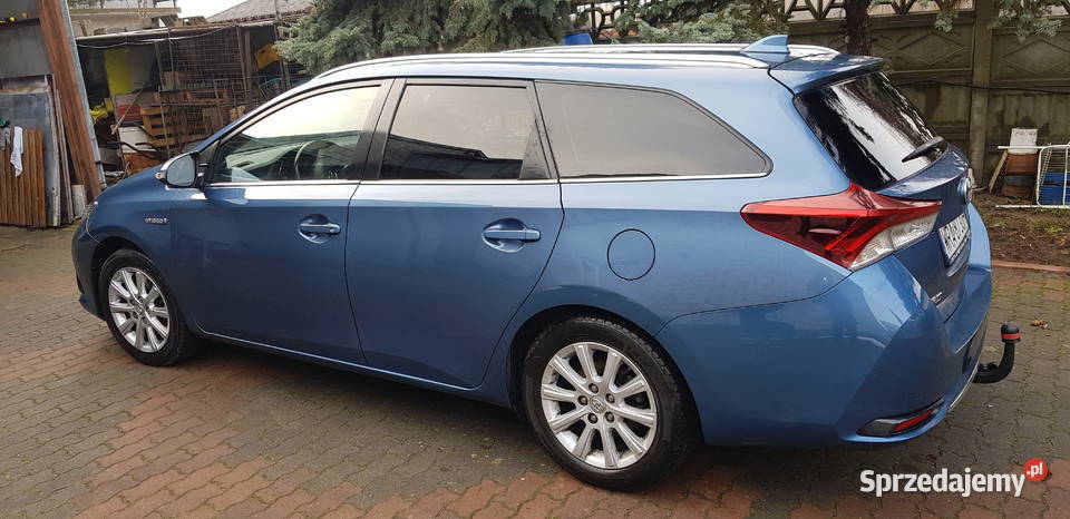 toyota auris Makowiec