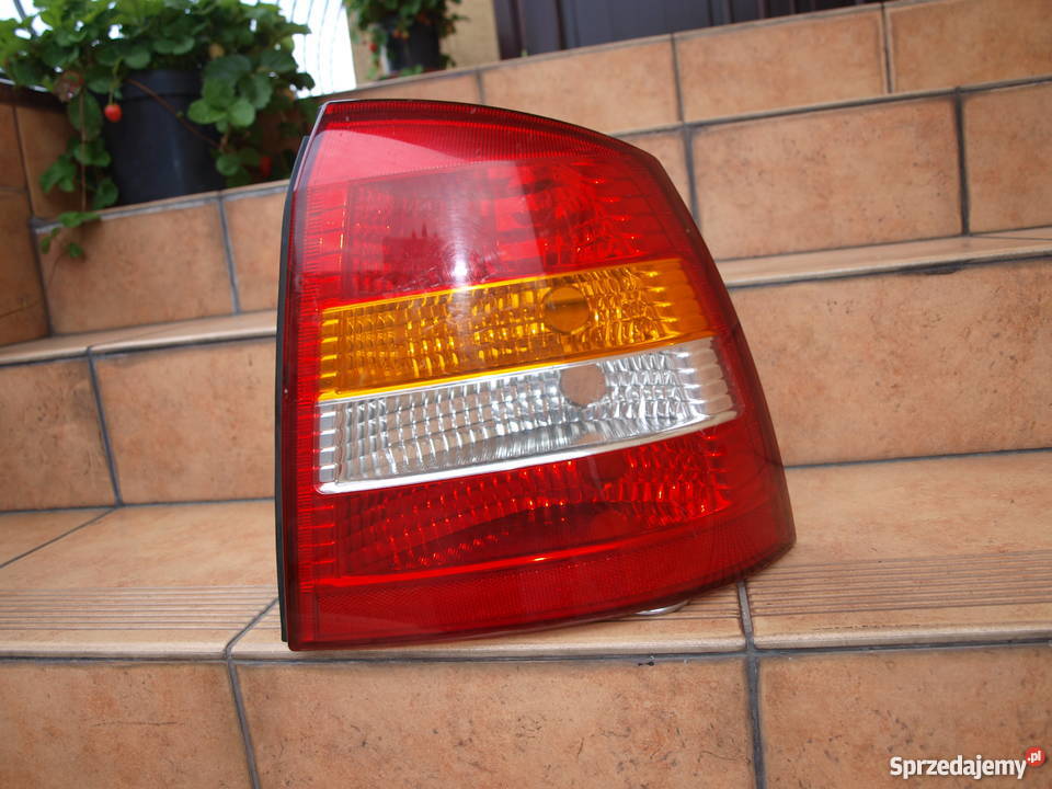 Lampa Tylna Opel Astra 2 Sprzedajemy Pl