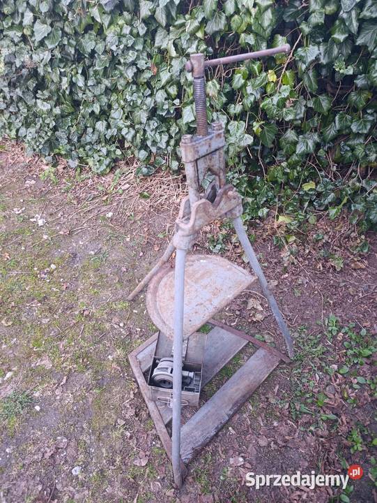 Imadło gwintownica Prokom do rur Kobylnica sprzedam