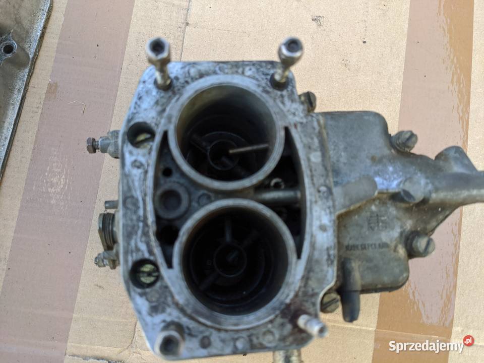 Polonez 1500 FSO Borewicz pokrywa głowicy 1500 sprzedam