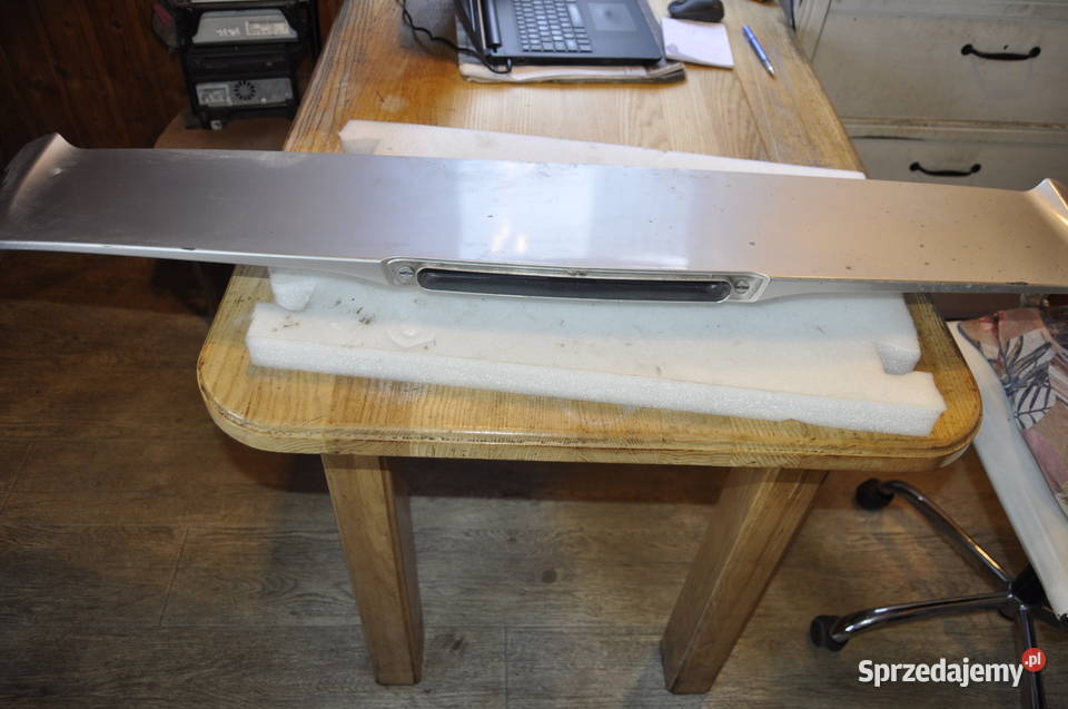 ford focus spoiler bagażnika klapy Sierakowice
