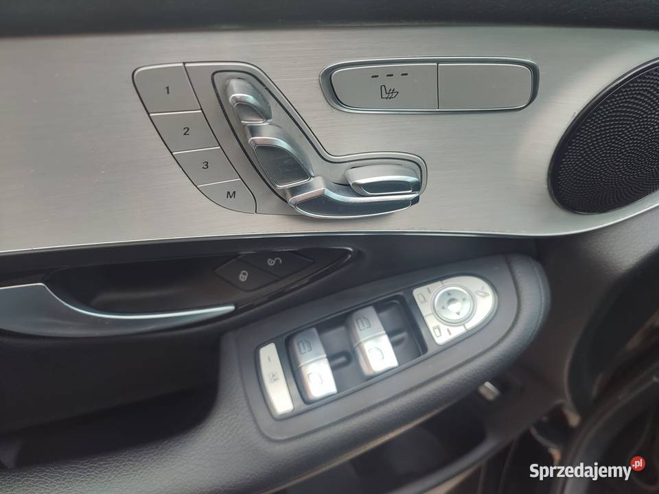 MercedesBenz GLC I 300 4Matic 9GTRONIC 2019r Opole sprzedam