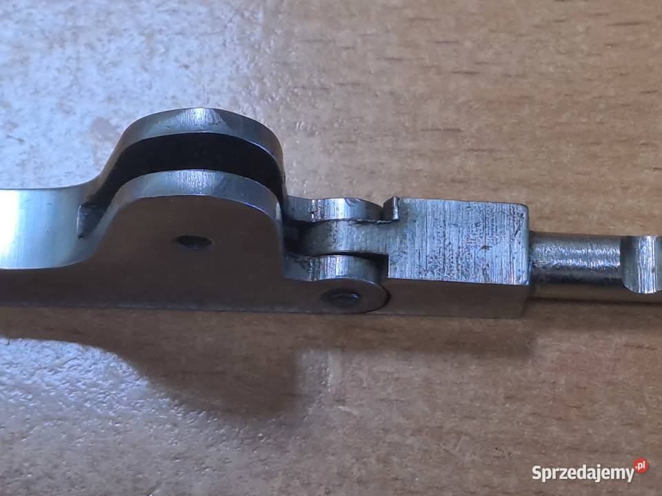 Oś z pobojczykiem do Rogers Spencer