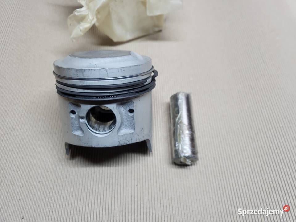 Fiat 125p FSO Polonez 1500 fabrnowy kompletny