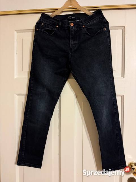 Jeansy męskie 3232 Carry czarne z przetarciami Częstochowa