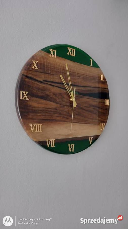 Zegar rękodzieło drewno z żywicą