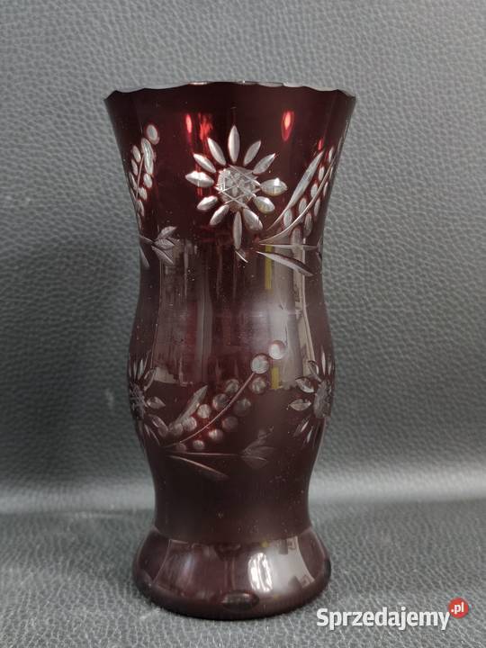 Rubinowy Kryształowy Wazon Bohemia Wazony