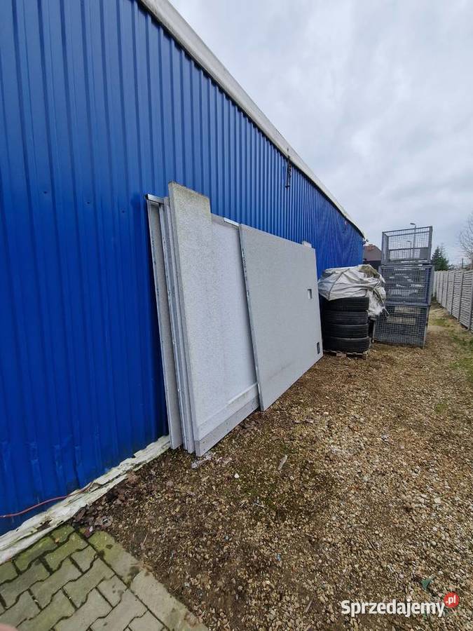 garaż blaszak tynkowany z oknami 35 m x 65 m Tarnowskie Góry