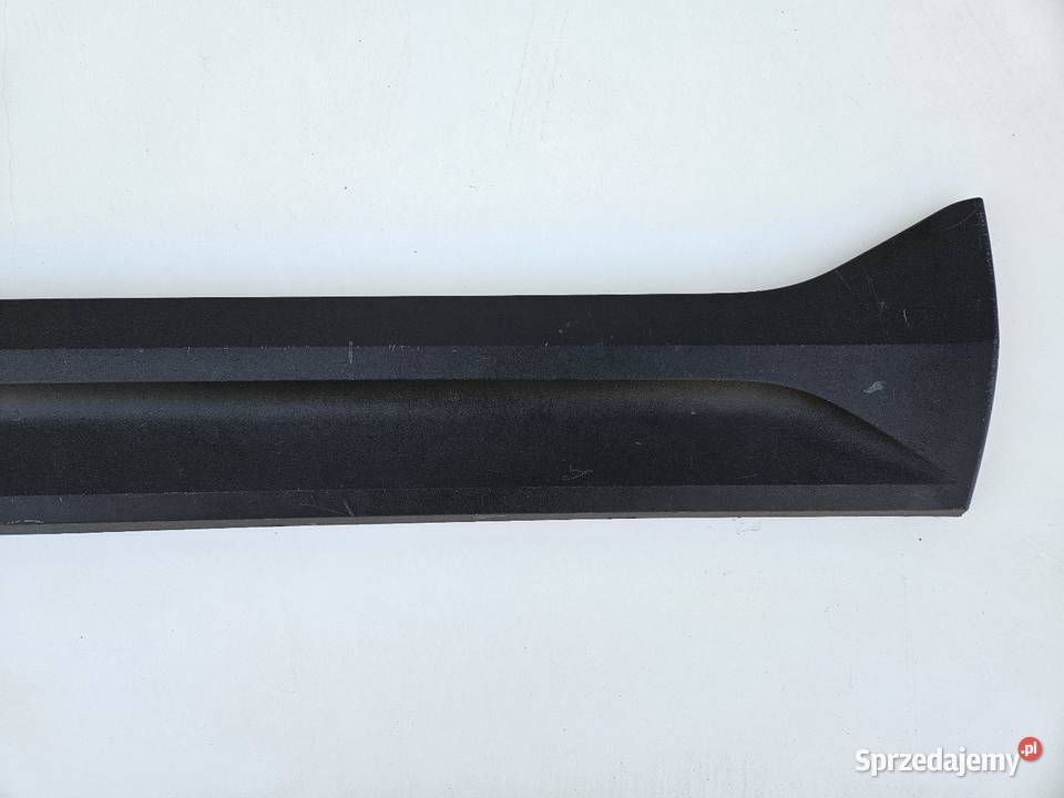 VOLVO XC40 LISTWA DRZWI PRAWY PRZÓD PRAWA osobowe wielkopolskie Międzychód