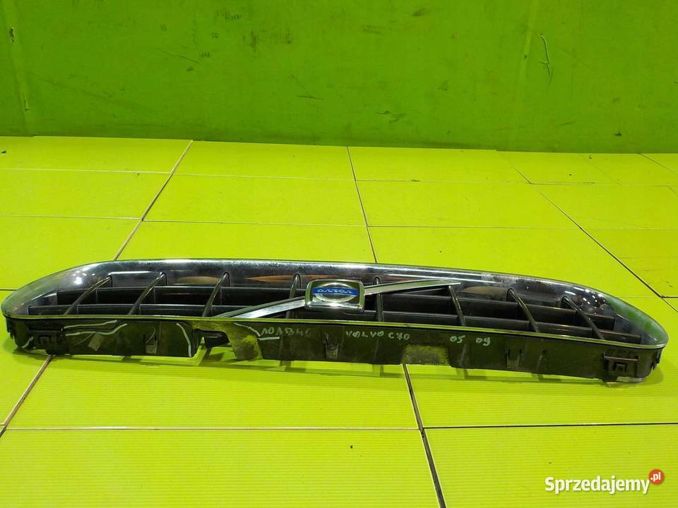 VOLVO C70 II 07r atrapa grill Suków