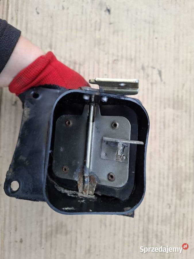 Obudowa przepustnicy ogrzewania Fiat 126p Maluch opolskie Strzelce Opolskie