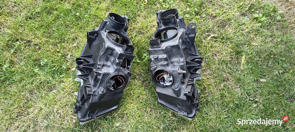 Sprzedam uszkodzone reflektory Skoda Superb 2 osobowe Stara Wieś
