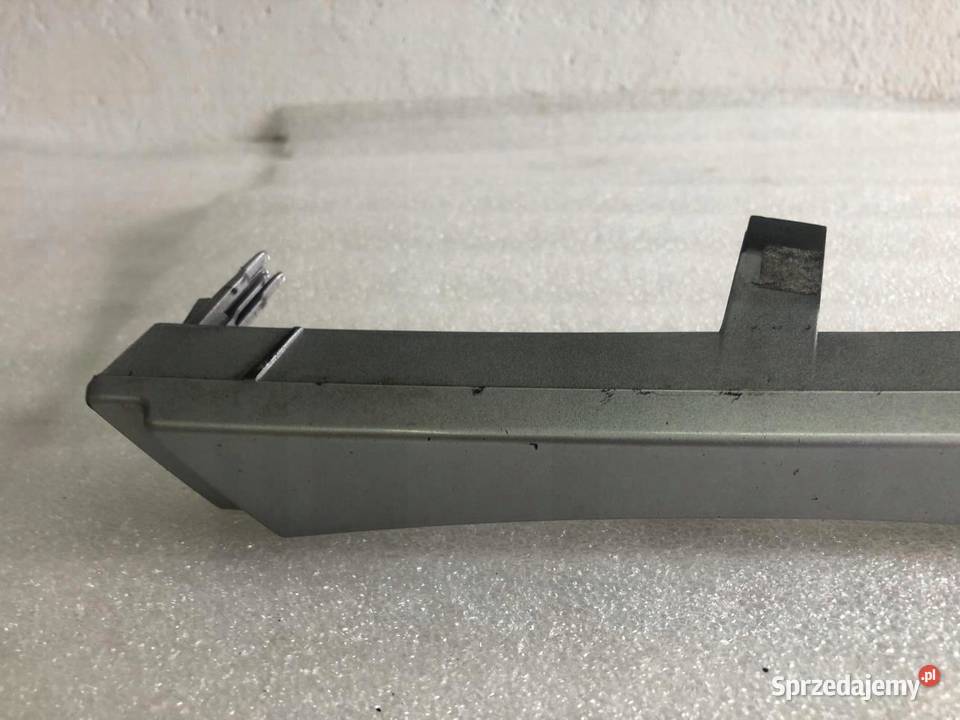 LISTWA POD LAMPĘ PRAWA 7030551 BMW E46 SEDAN