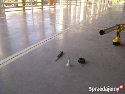 Posadzki betonowe Naprawy Wypełnianie dylatacji