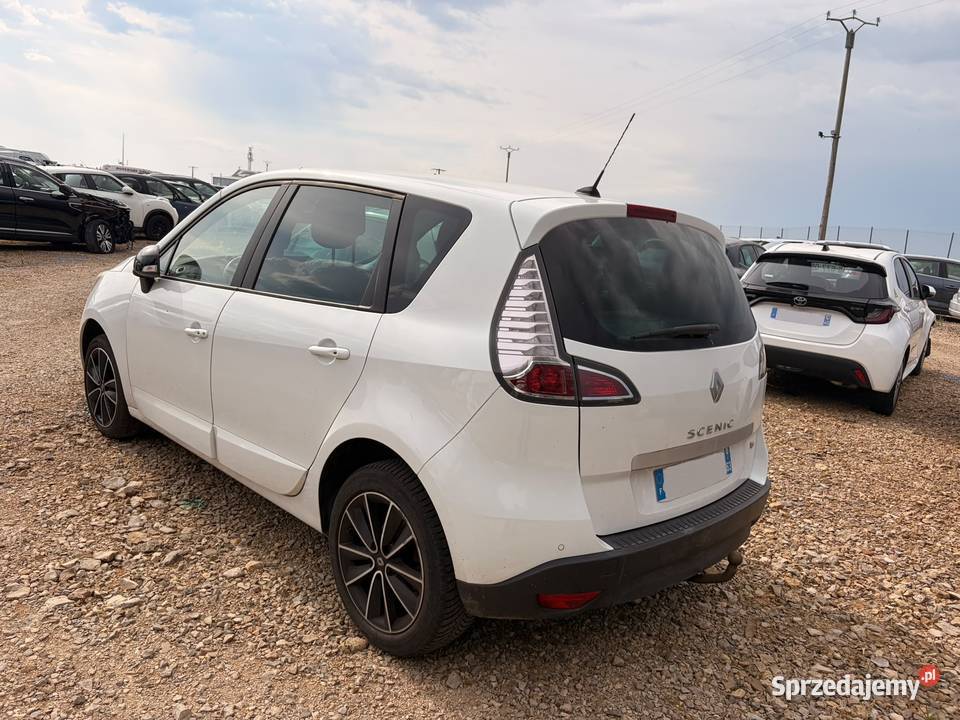 RENAULT Scnic III 12 TCe 130 DY602