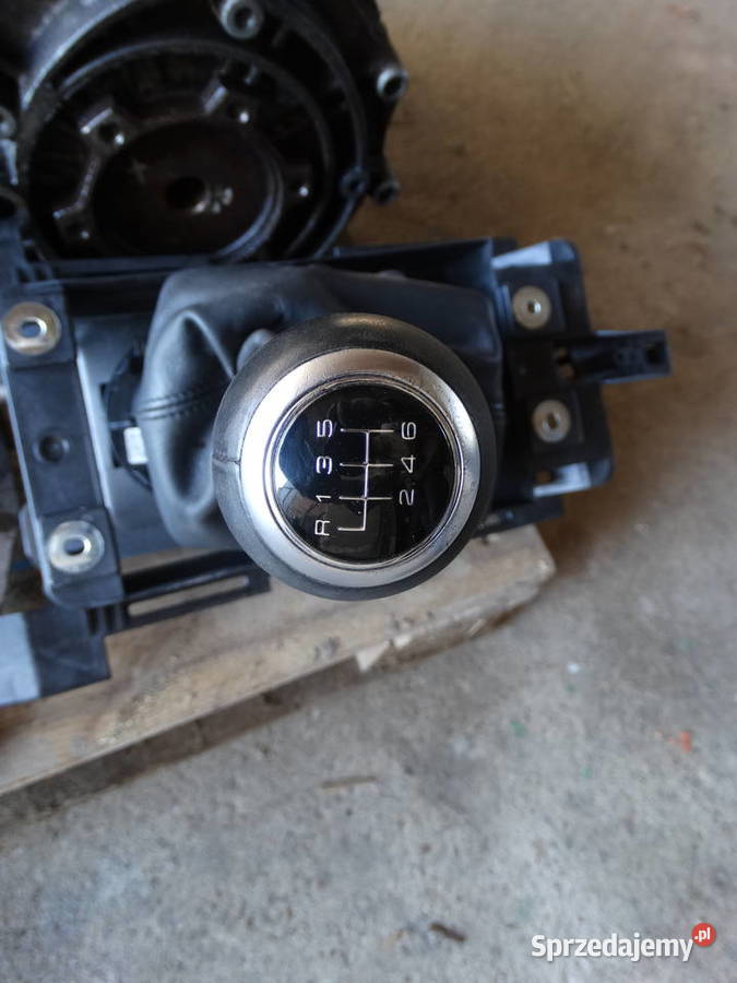 AUDI A4 B8 LIFT 20 TDI 1215 PRZEKŁADKA SKRZYNI Z osobowe Łosieniec