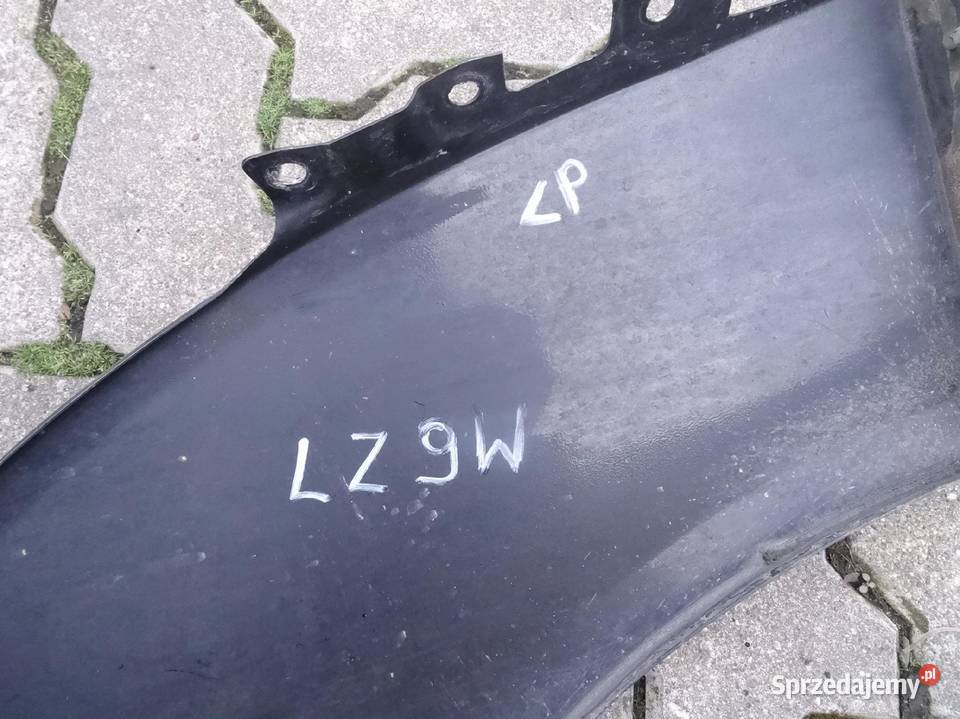 AUDI A8 D3 0307 BLOTNIK LEWY PRZOD LZ9W osobowe Przemęt sprzedam