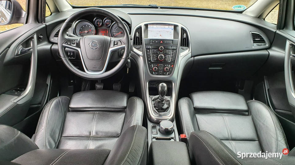 Opel Astra 16T 180 Sports Tourer Full Mega Stan gniazdo SD Chmielnik sprzedam