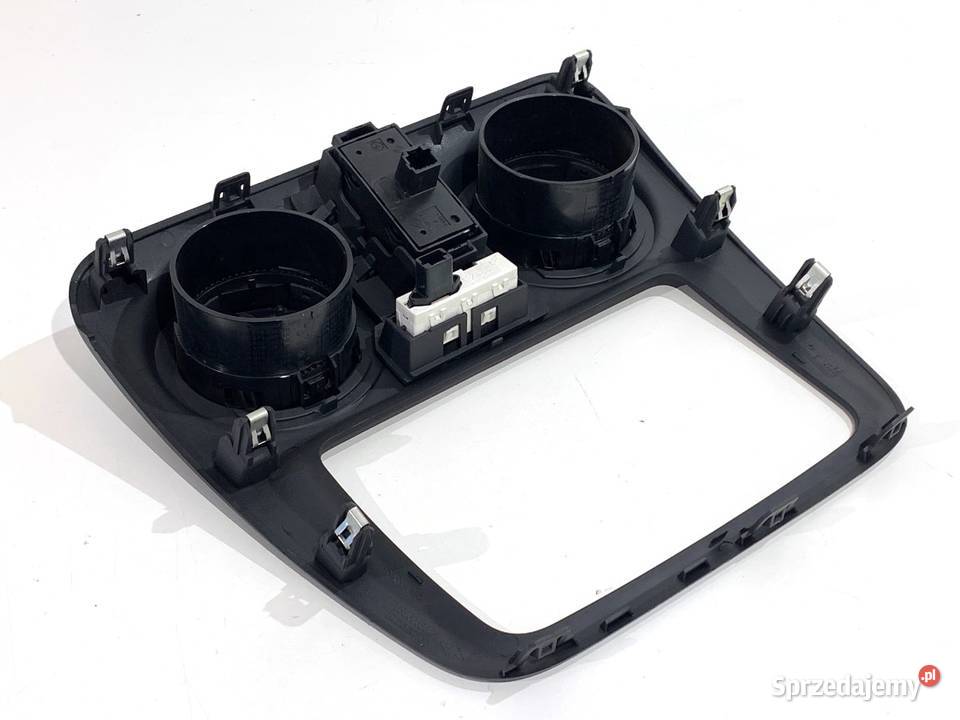 KRATKA NAWIEWU PRZÓD DACIA DOKKER 682606882R