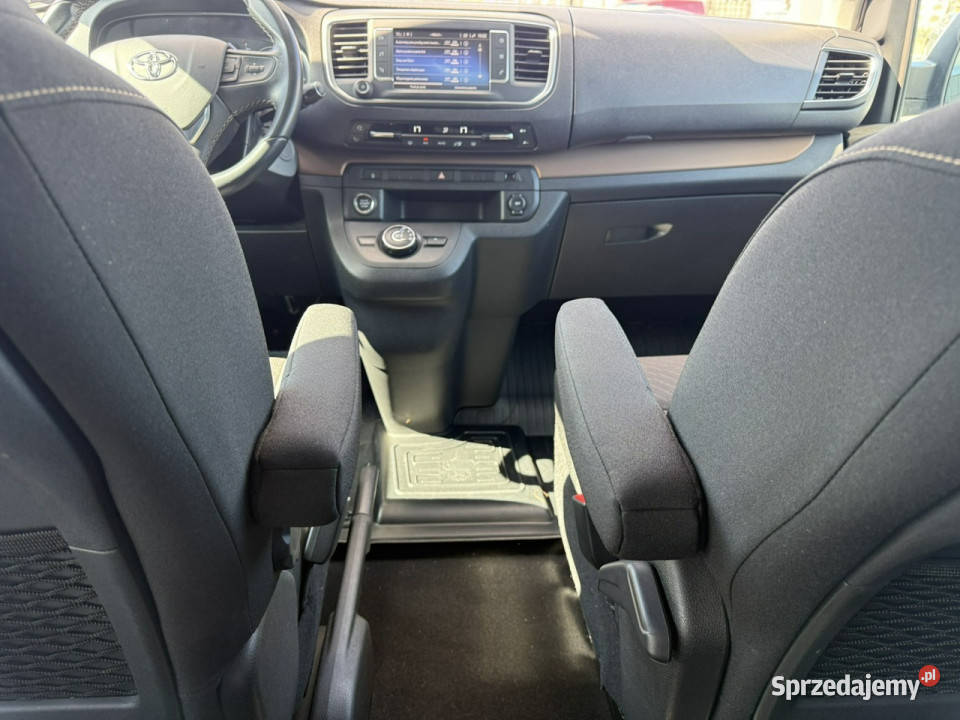 Toyota Proace Verso 20 D4D 145 20222023r kamera dolnośląskie Wrocław