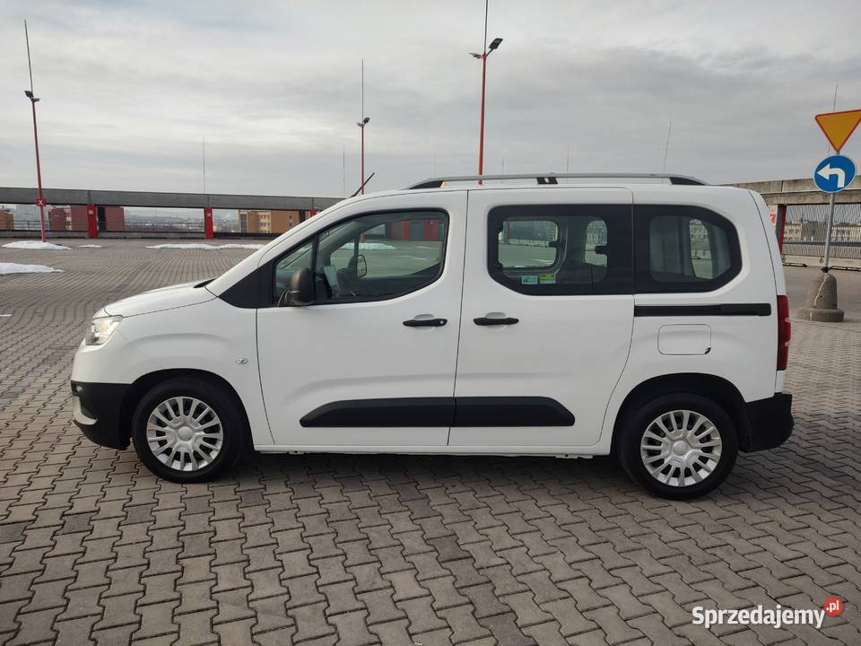 Toyota Proace City Verso 15 d4d2021r navi Kielce sprzedam