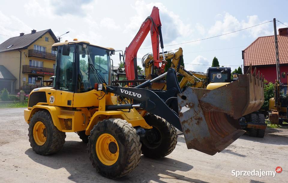 Ładowarka kołowa Volvo L 35 G 2015 Rok produkcji 2015 Jeziorko