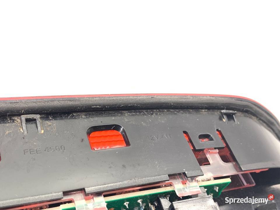 LAMPA STOP SKODA FABIA III 3CN945087 Hatchback