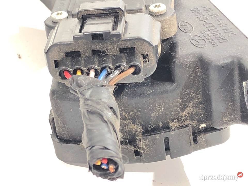POTENCJOMETR GAZU KIA SPORTAGE III 10457A2S000
