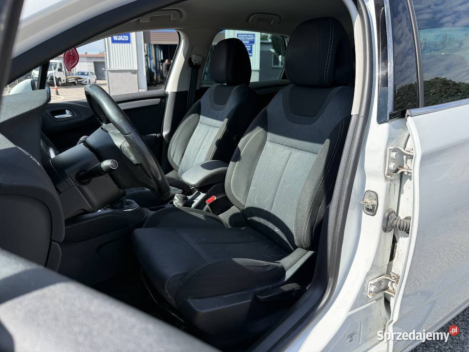 Citroen C4 16 BENZYNA Zarejestrowany Ważne Konin