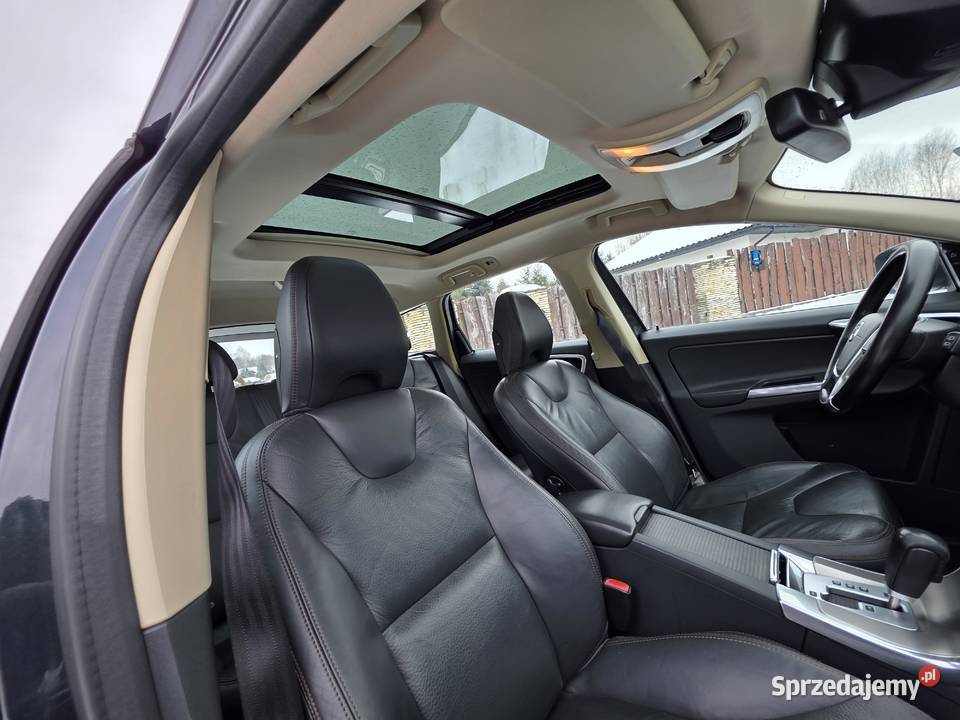 Volvo xc60 24 D5 4x4 automat Full opłacony Lublin sprzedam