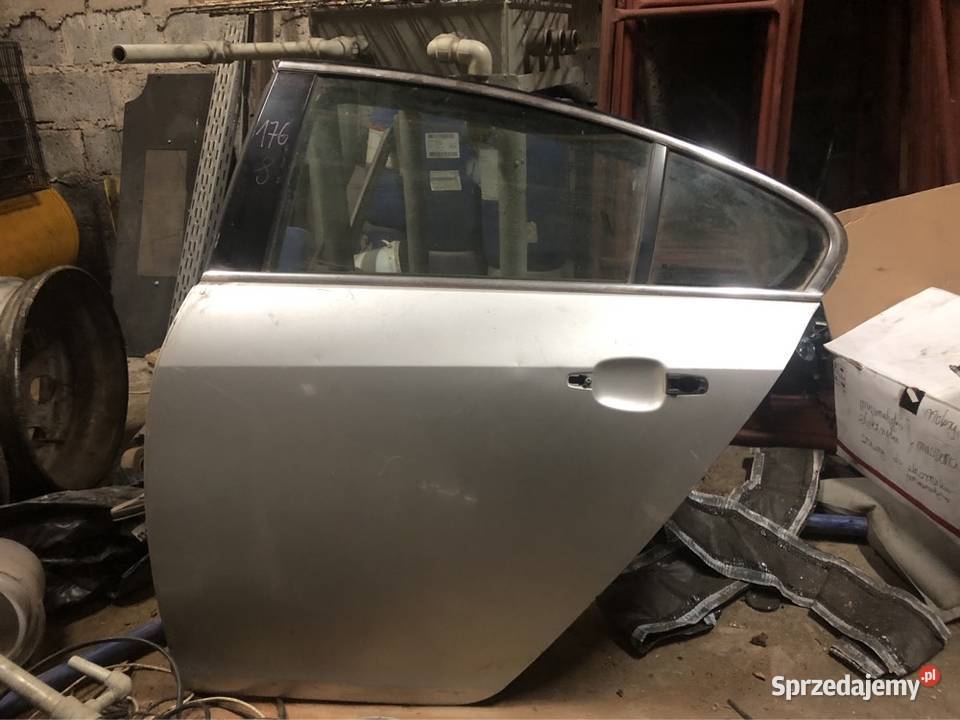 Drzwi tył lewy insignia a 0817 lift