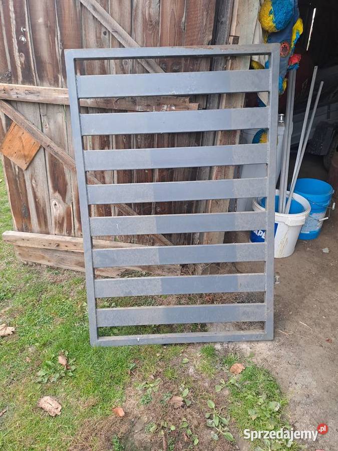 Brama garażowa i furtka Maszki k. Wojciechowa