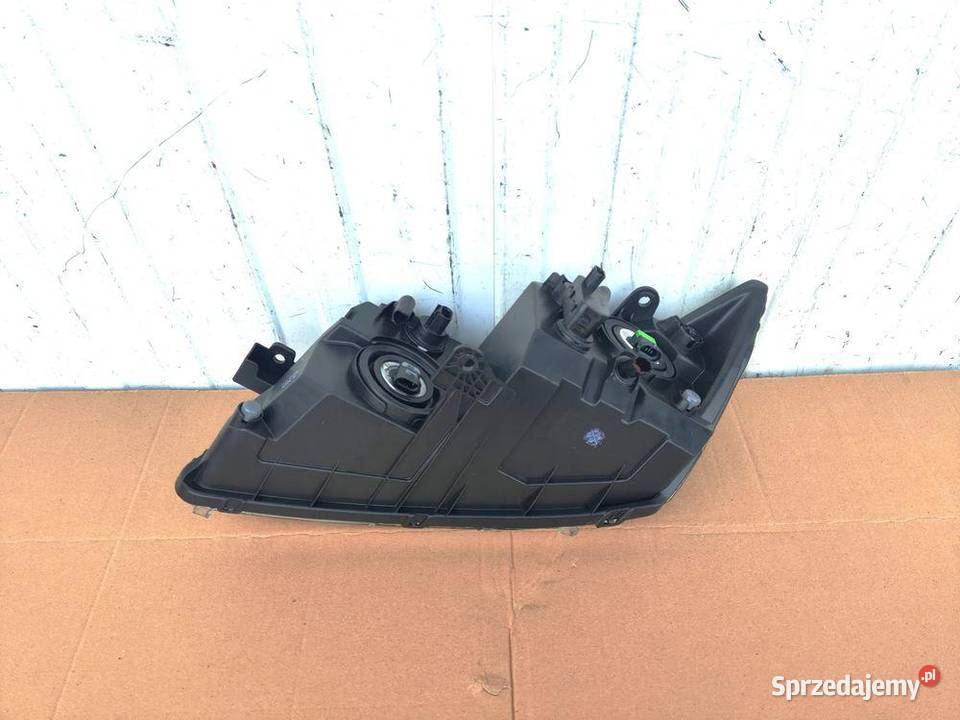 FIAT FREEMONT DODGE JOURNEY LAMPA PRAWA PRZÓD osobowe