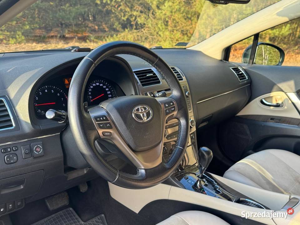 Toyota Avensis Premium MS Benzyna 18LPG benzyna+LPG Avensis Warszawa