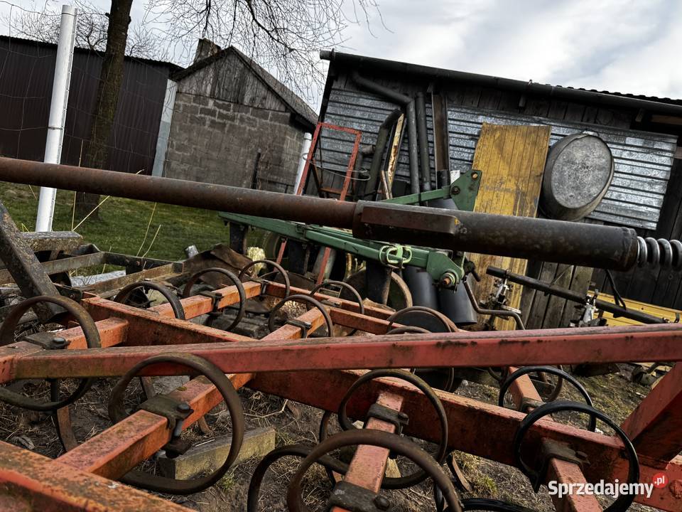 Kultywator Agregat uprawowy z wałkiem Zamość