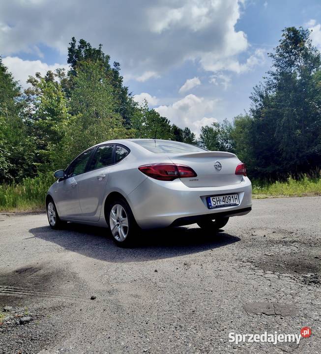 OPEL ASTRA J 14 BENZYNA POLSKI SALON 2013R Chorzów