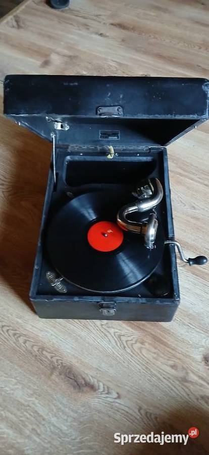Stary Polski gramofon walizkowy na korbkę