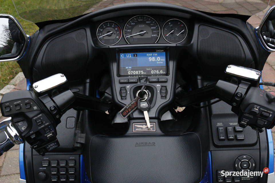 Honda Goldwing GL1800 2013 ABS AIRBAG RATY ABS wielkopolskie Myje