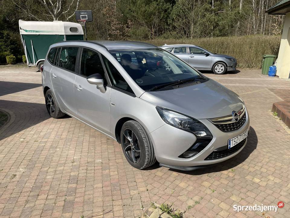 Opel Zafira Tourer 2016 2 letni Gaz elektryczne lusterka Staszów