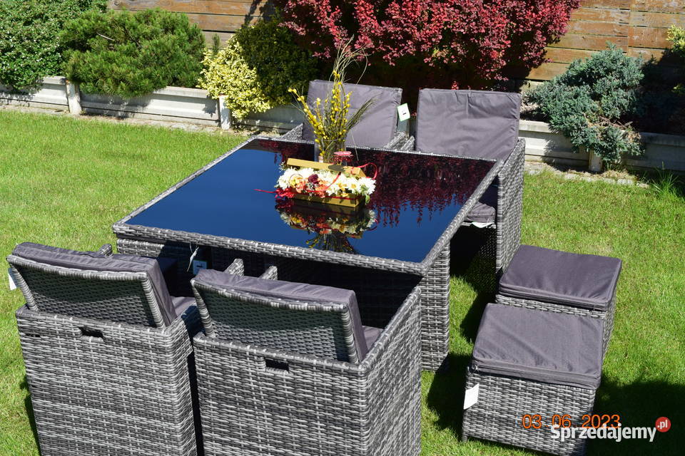 zestaw mebli tulipan 8 osob 4 foteli 4 puf szary Bosutów