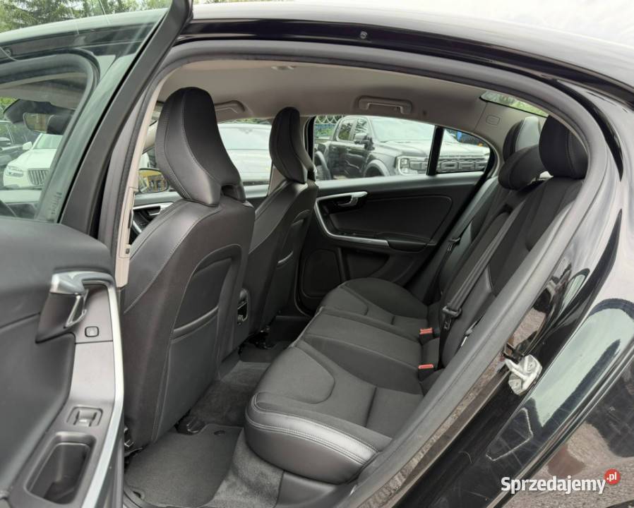 Volvo S60 150D3Momentum II 2010 Kamienna Góra