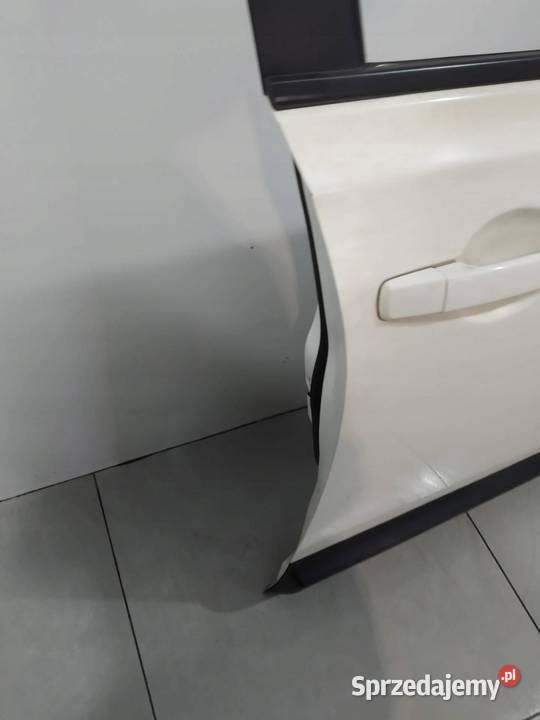 DRZWI PRAWE PRZÓD 326G J10 Nissan Qashqai I osobowe