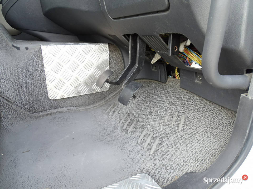 Renault MIDLUM 240 DXI 6 Osobowa Kabina Kopana