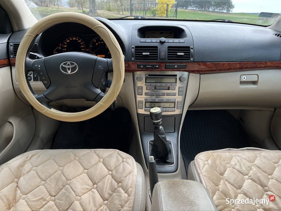 Toyota Avensis łódzkie