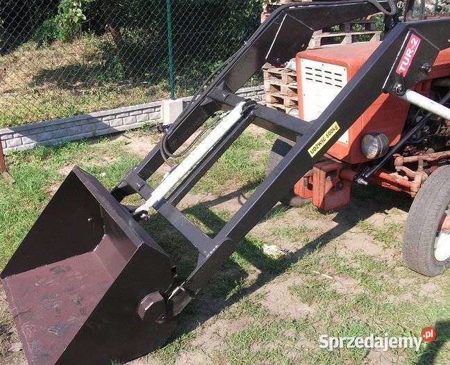 ŁadowaczeTUR 2 hydrauliczny do T25 Ursus Zetor Rawa Mazowiecka
