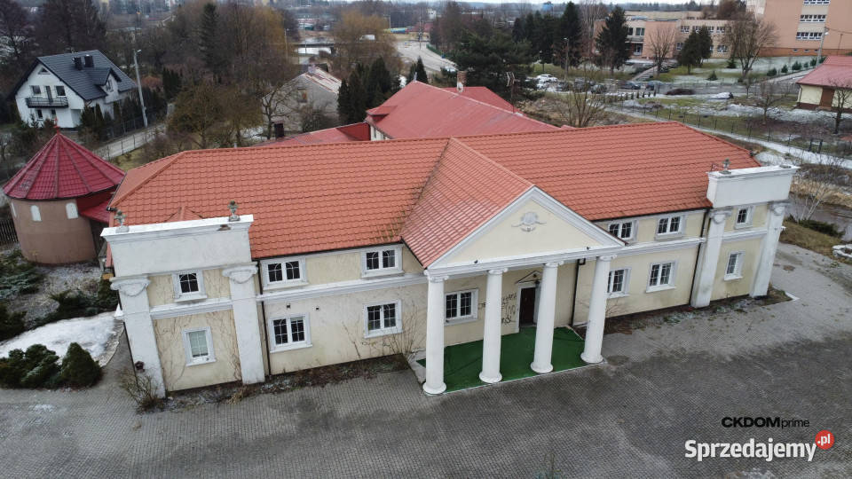 Pałac Łazienkowski centrum Staszowa świętokrzyskie Staszów