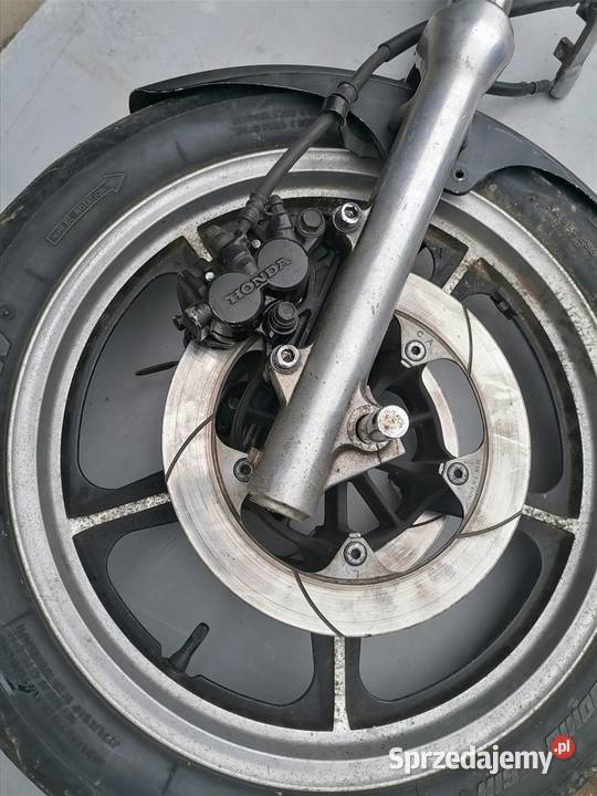 Honda Magna Bobber Chopper Custom przod Jelenia Góra